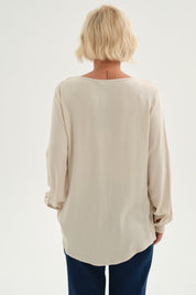 Blusa Mujer Con Tachas Beige