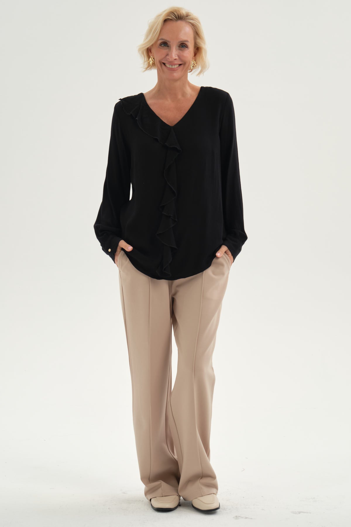 Blusa Mujer Con Tachas Negro