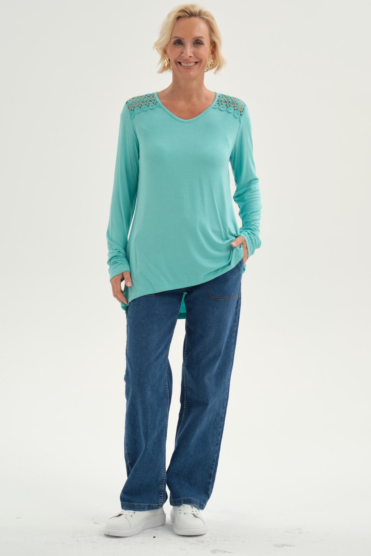 Polera Mujer Con Detalle Macramé Verde Agua