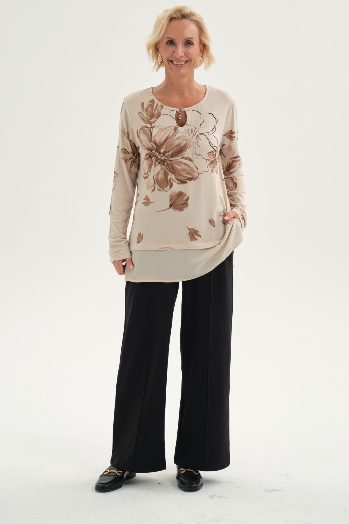 Polera Mujer Evasé Con Aplicación Beige