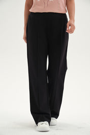 Pantalón Mujer Calce Recto Corte Delantero Negro