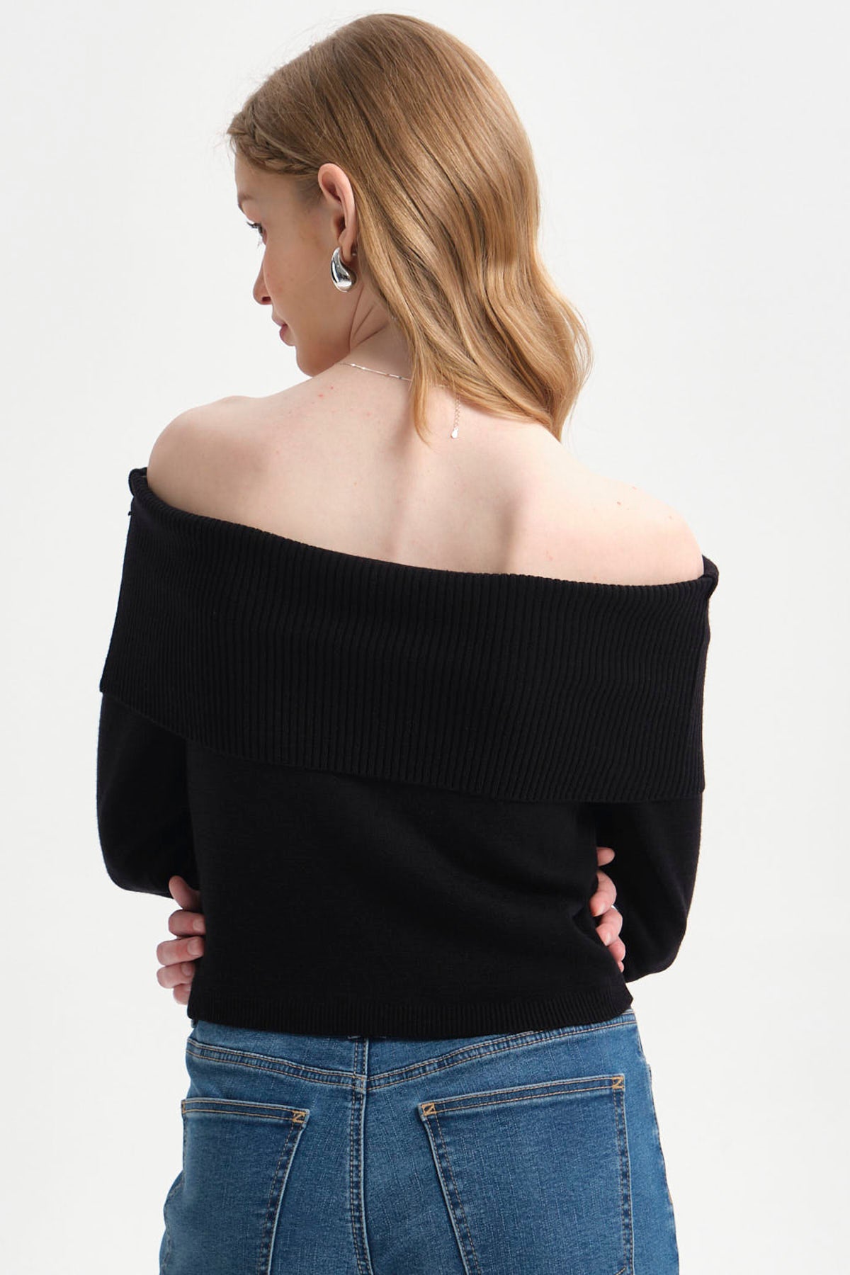 Sweater Mujer Bardot Negro