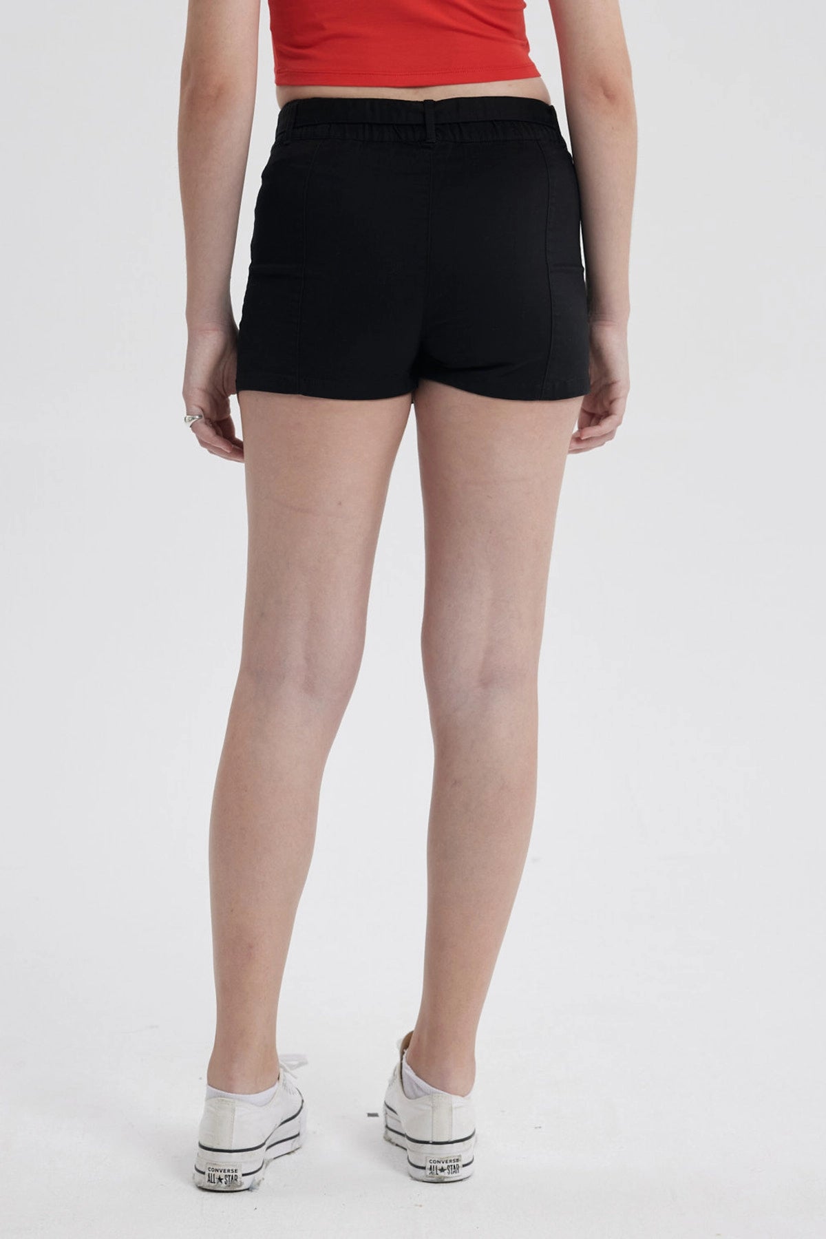 Short Mujer Short Con Cinturón Negro