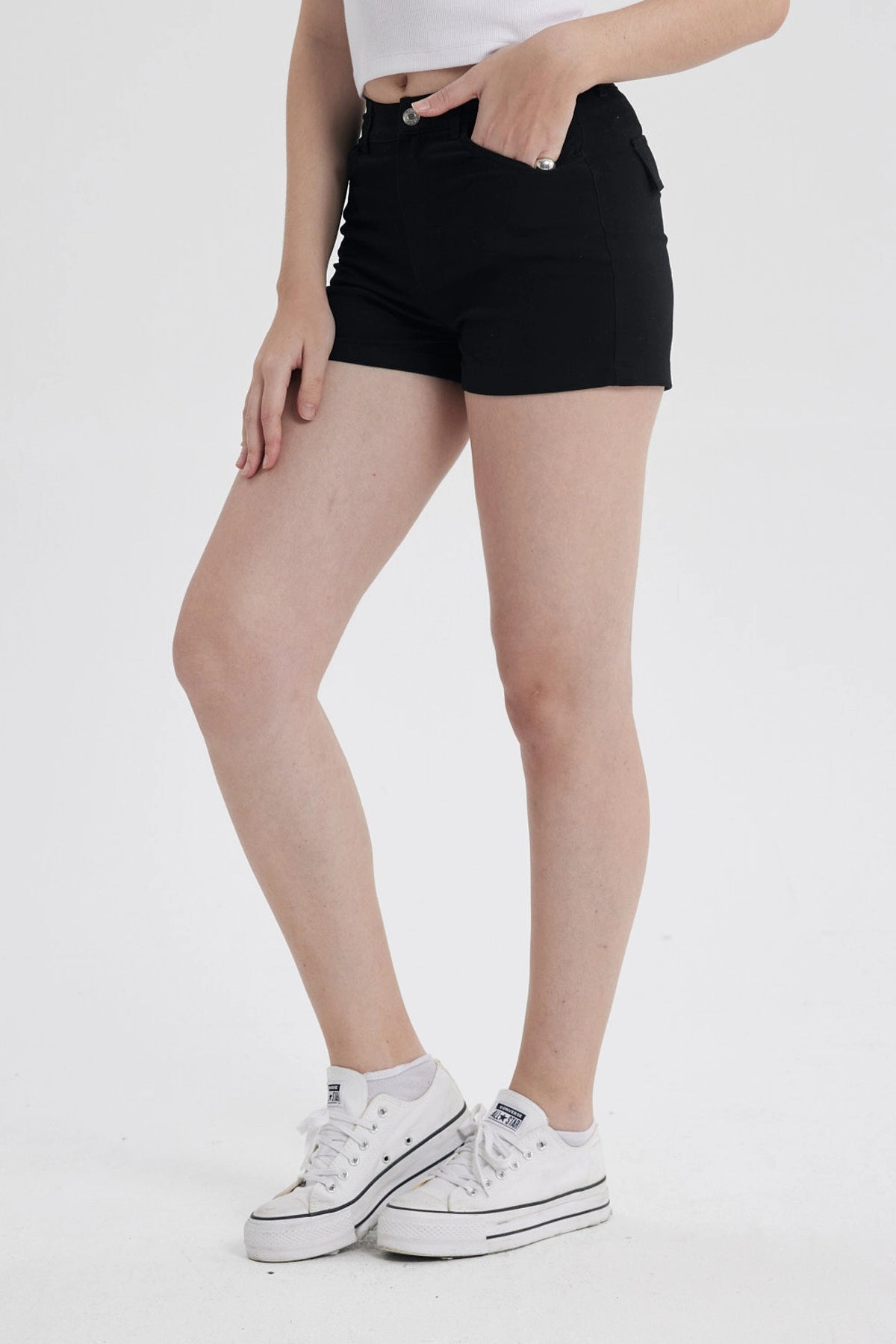 Short Mujer Gabardina Color Negro