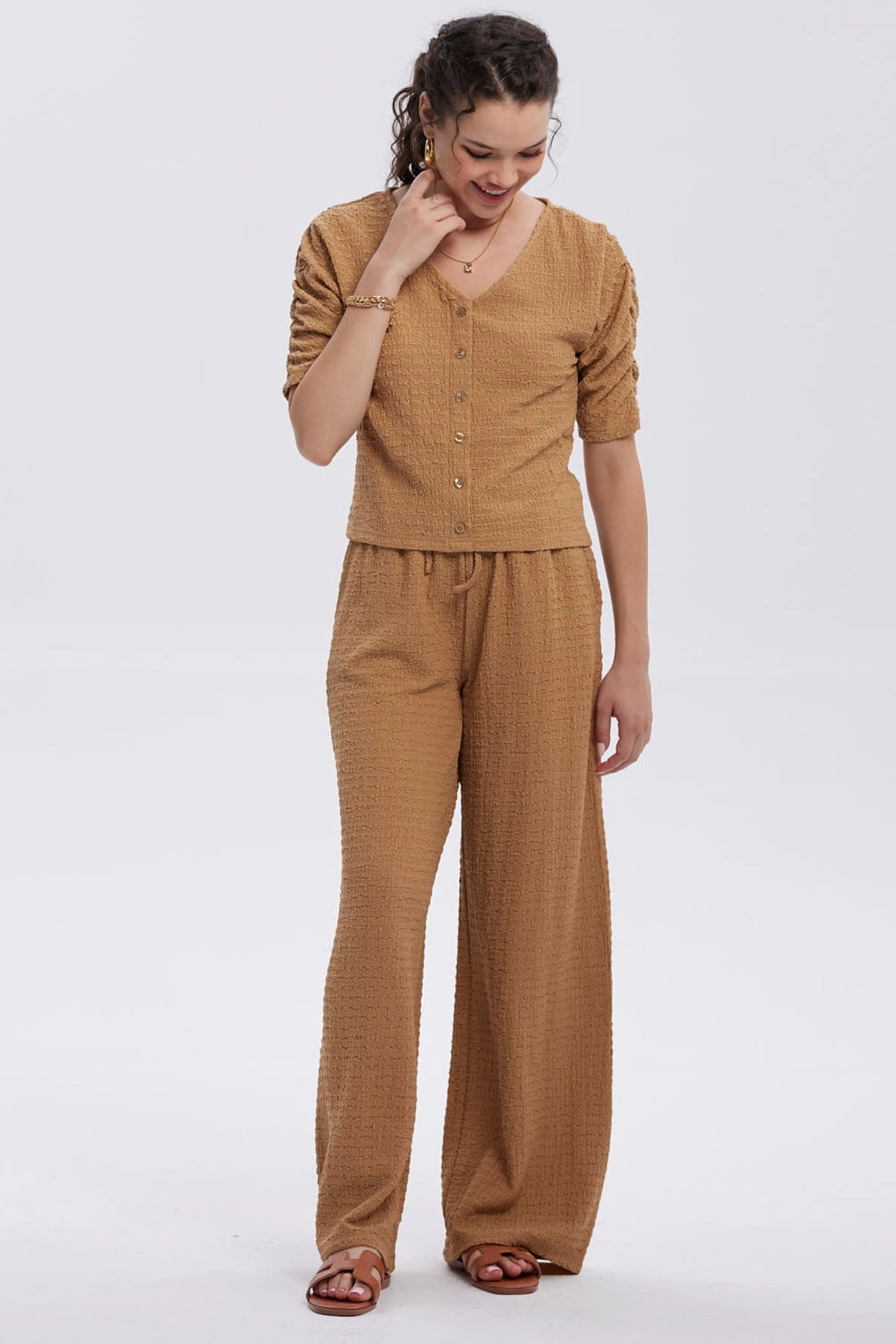 Pantalón Mujer Con Cordón Y Textura Beige