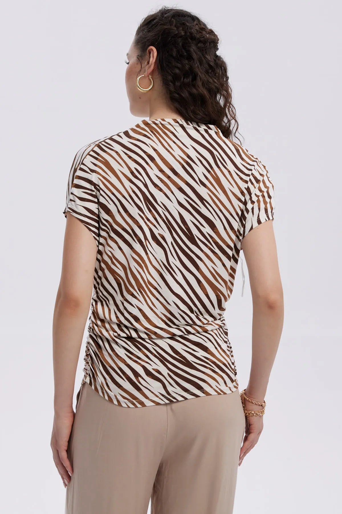 Polera Mujer Animal Print Beige