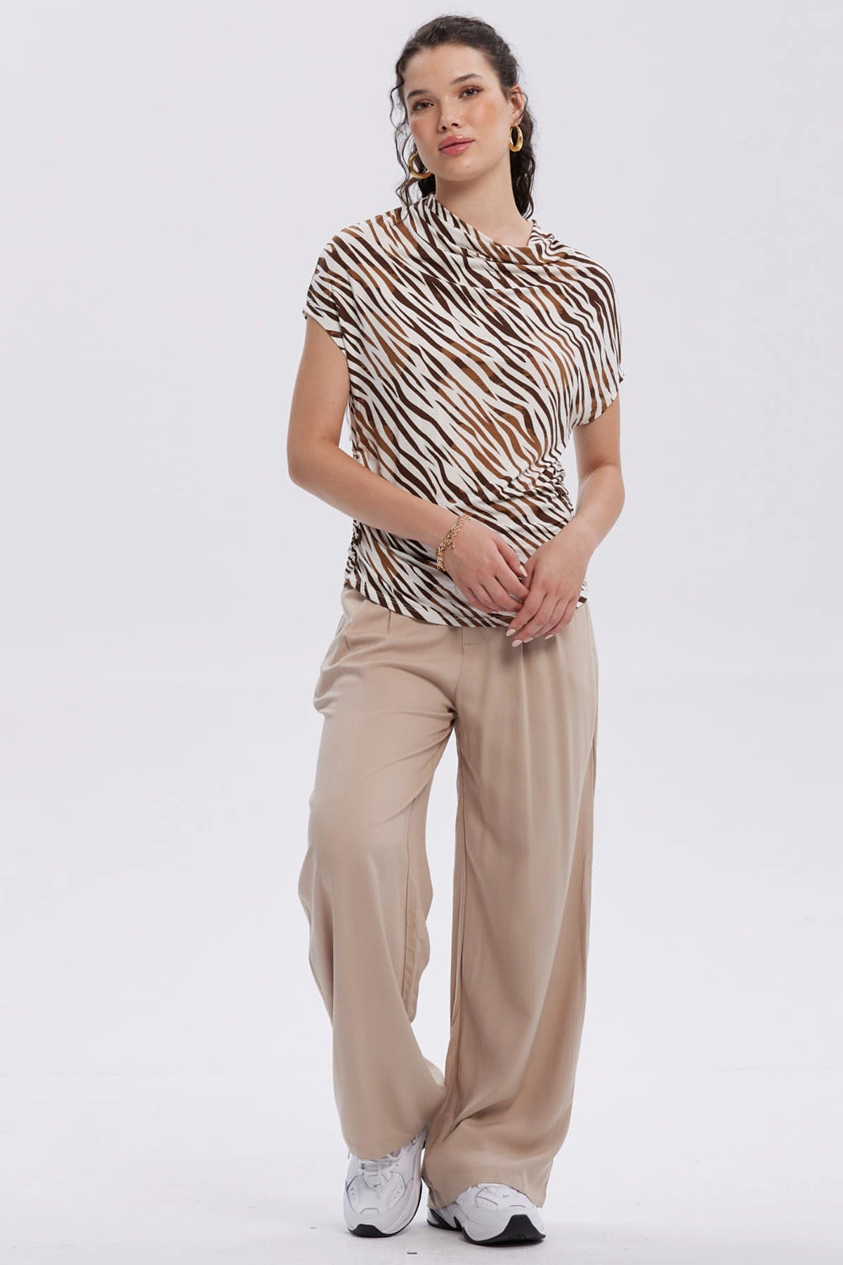 Polera Mujer Animal Print Beige