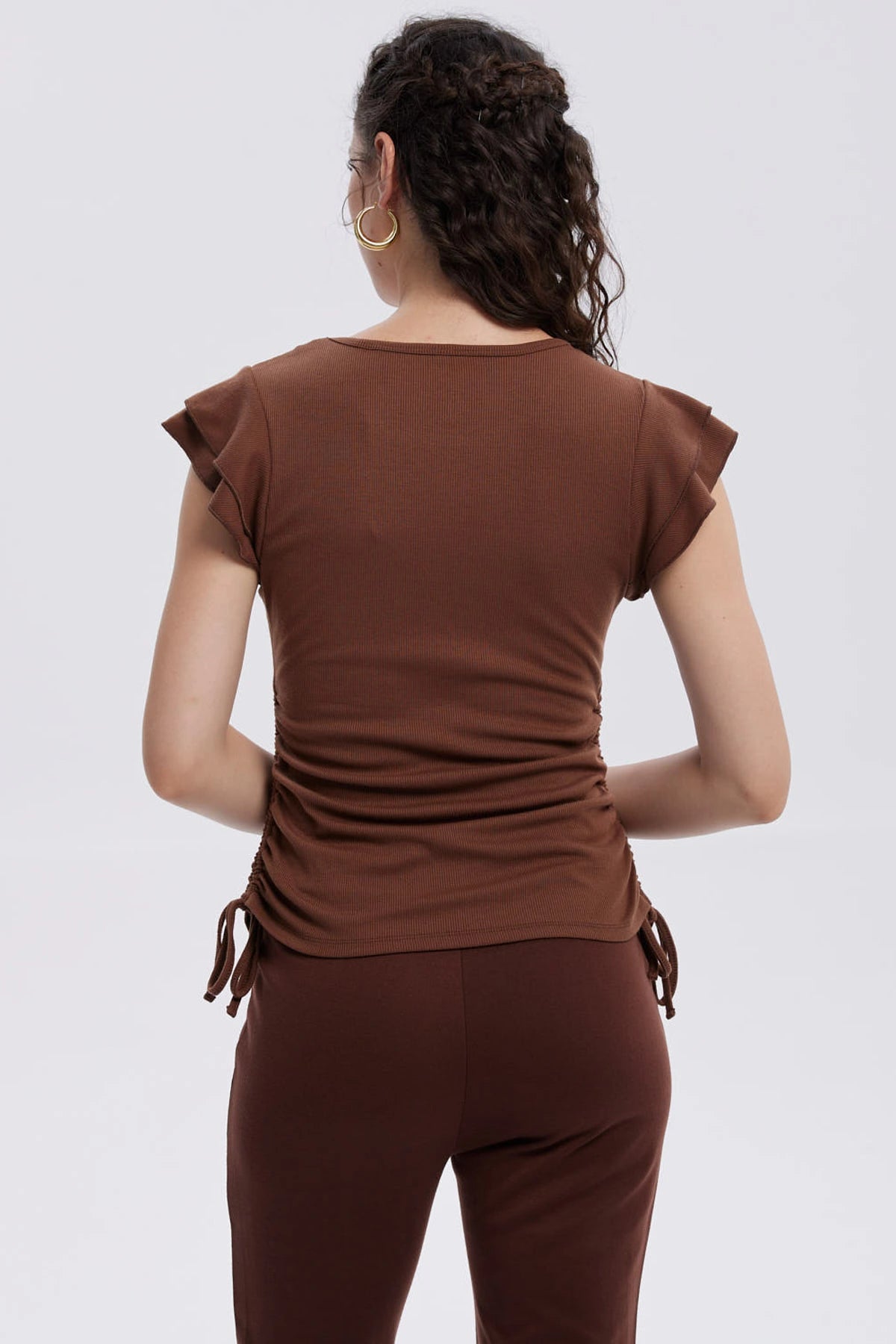 Polera Mujer Manga Vuelos Café Oscuro