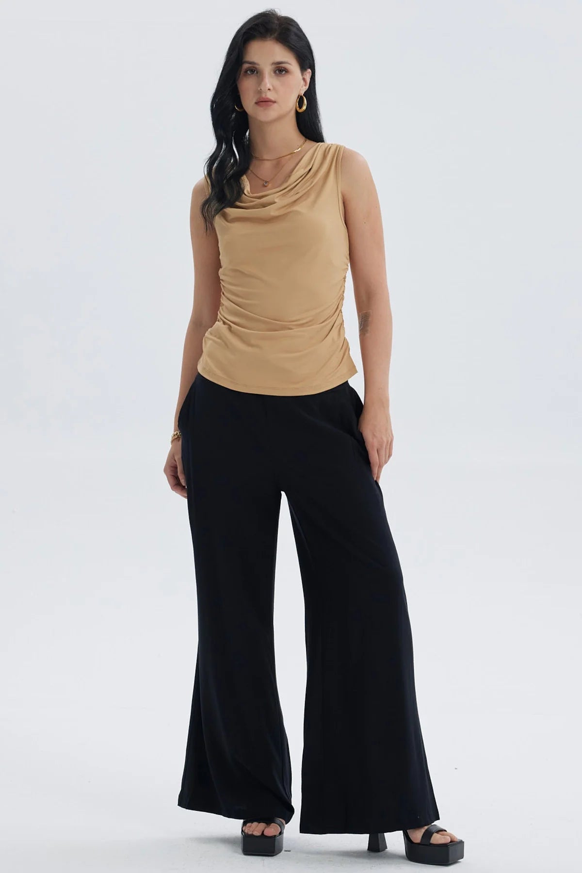 Polera Mujer Cuello Espalda Camel