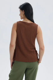 Polera Mujer Textura Abertura Café Oscuro