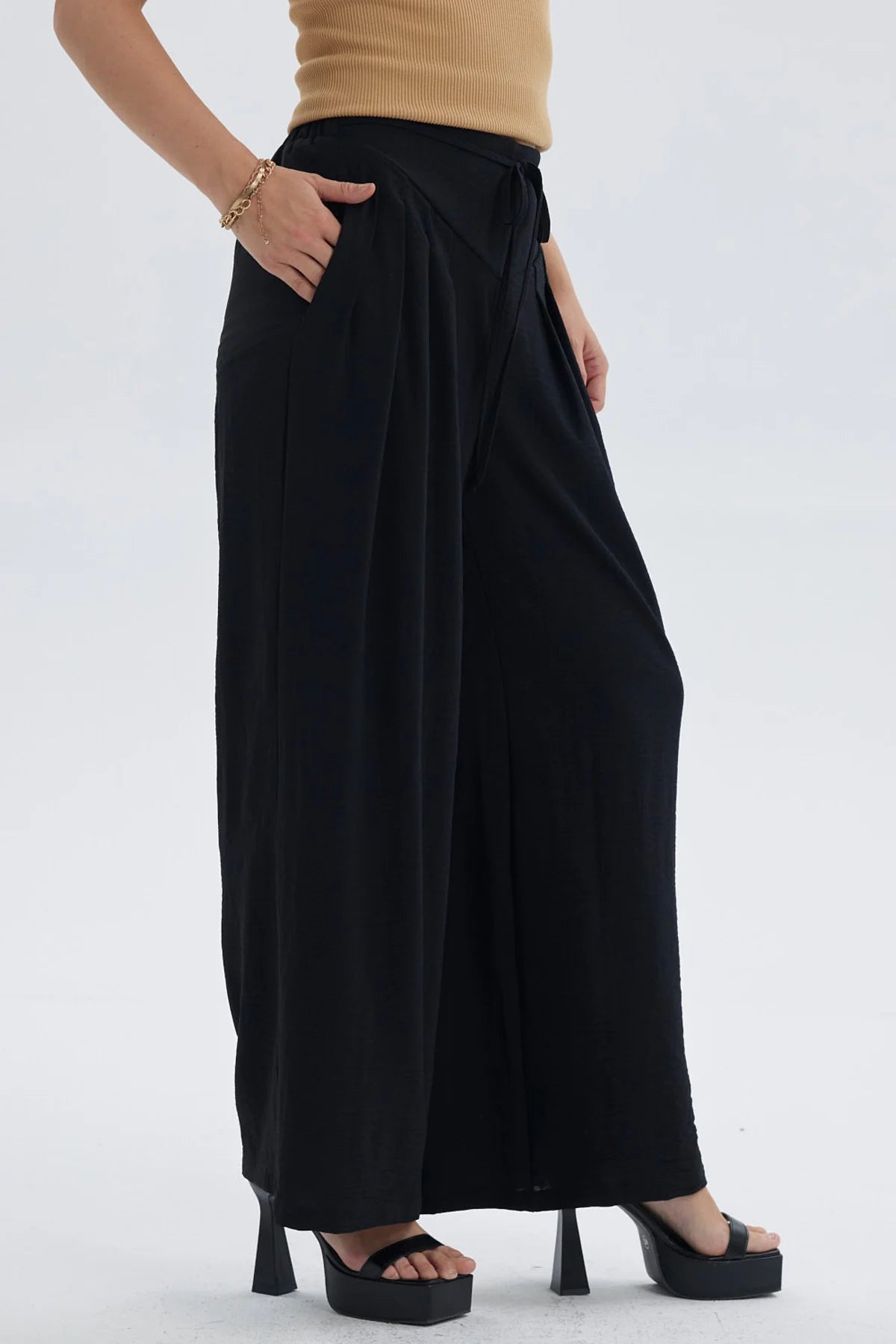 Pantalón Mujer Palazzo Pretina Diagonal Negro