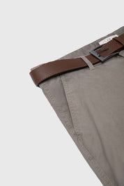 Pantalón Hombre Chino Cinturón Gris