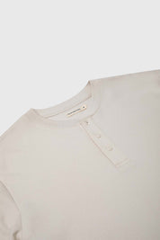 Polera Hombre Tres Botones Beige