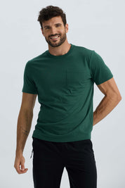 Polera Hombre Básica Con Bolsillo Verde Olivo