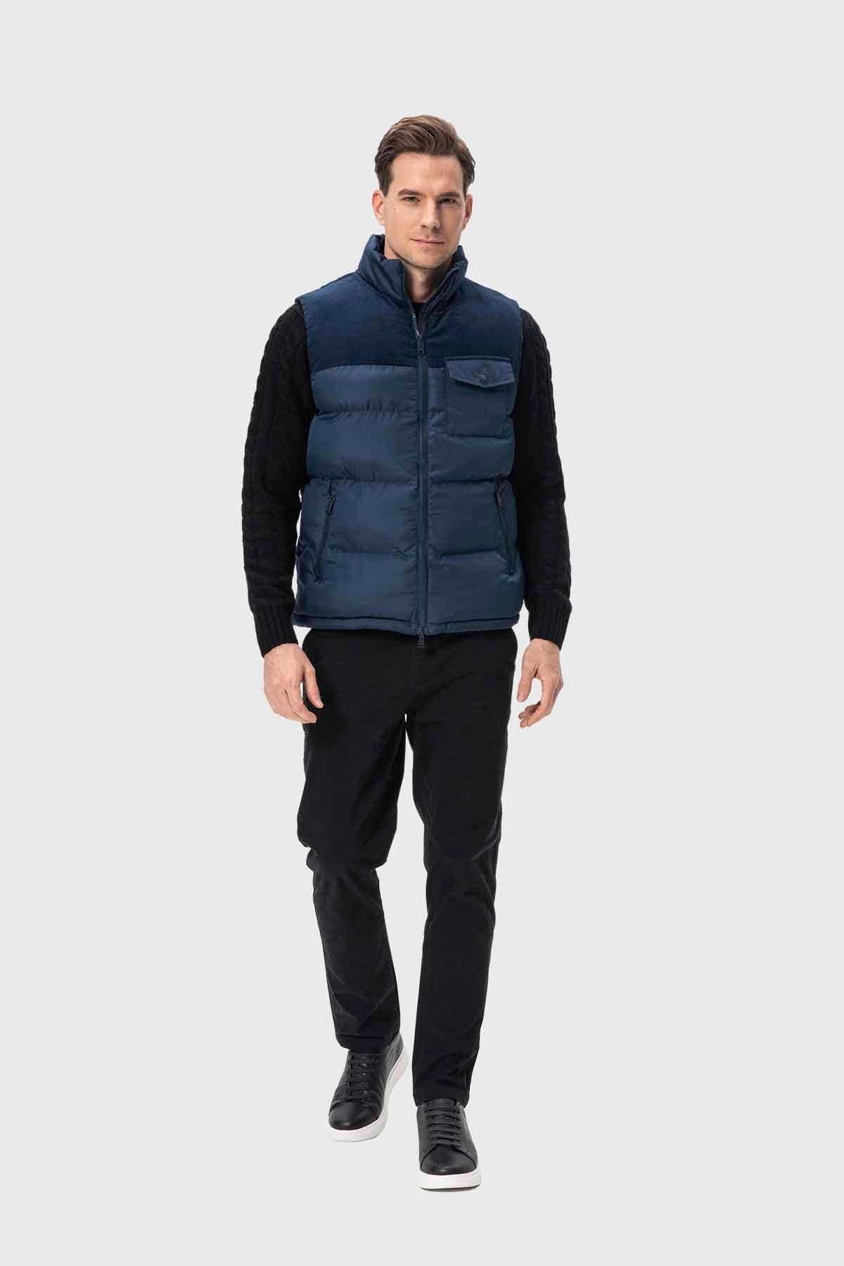 PARKA HOMBRE CON BOLSILLO AZUL MARINO