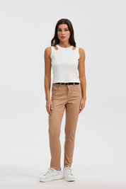 PANTALÓN MUJER GABARDINA CON CINTURÓN BEIGE