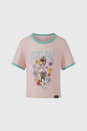 Polera mujer Tinerbell rosada con estampado floral y detalles en azul.
