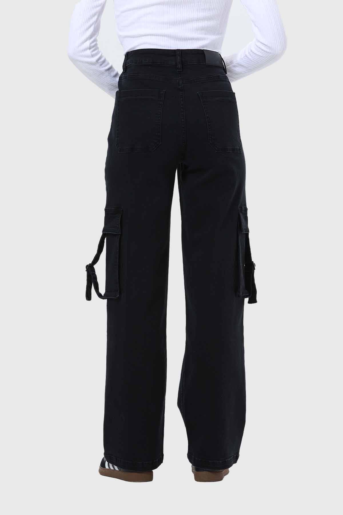 Jeans Mujer Cargo Calce Recto Negro