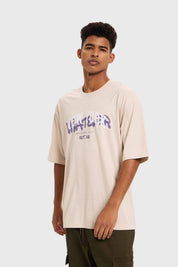 Polera Hombre College Graffiti Beige