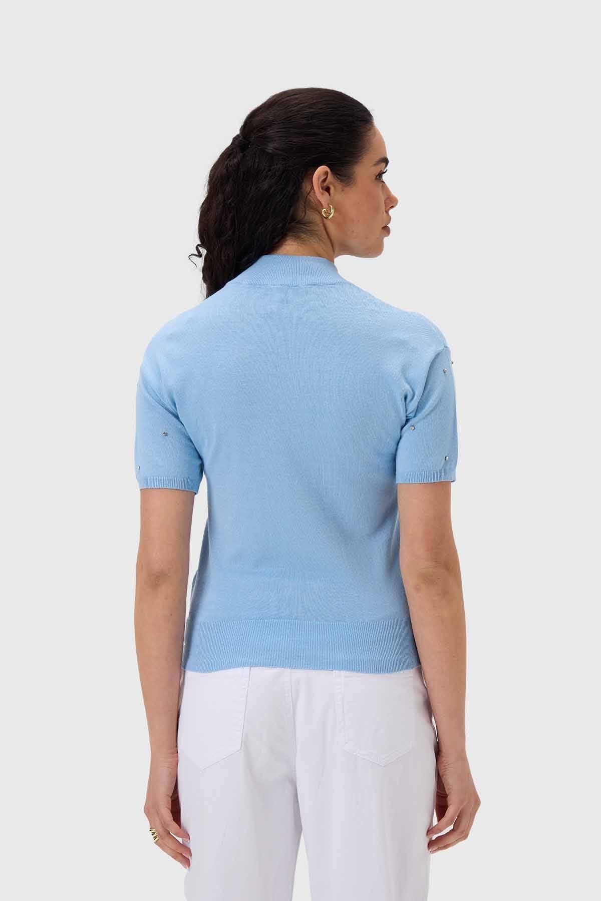 Sweater Mujer Con Aplicación Celeste