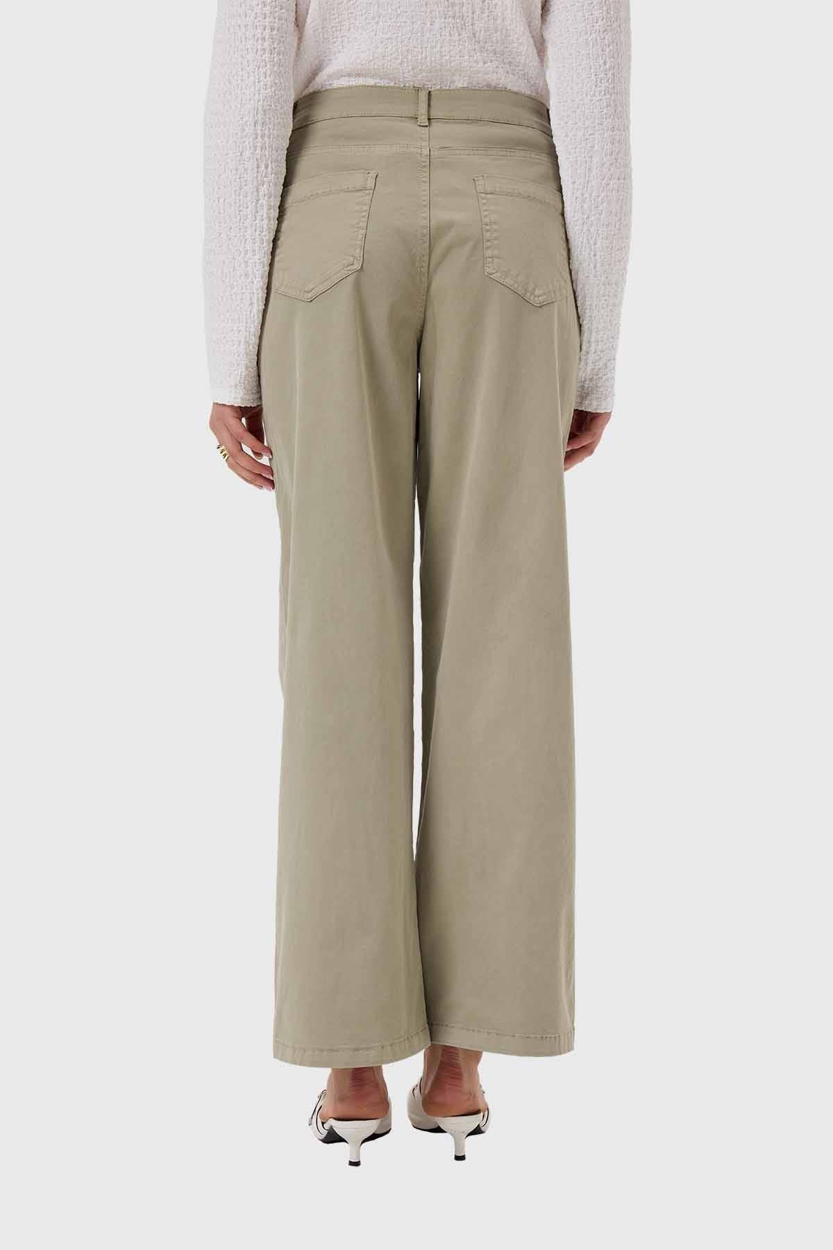 Pantalón Mujer Abotonado Verde