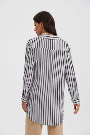 Blusa Mujer Larga Con Botón Parche Negro