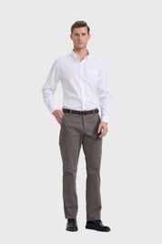 Pantalón Hombre Modelo Chino Cinturón Caqui