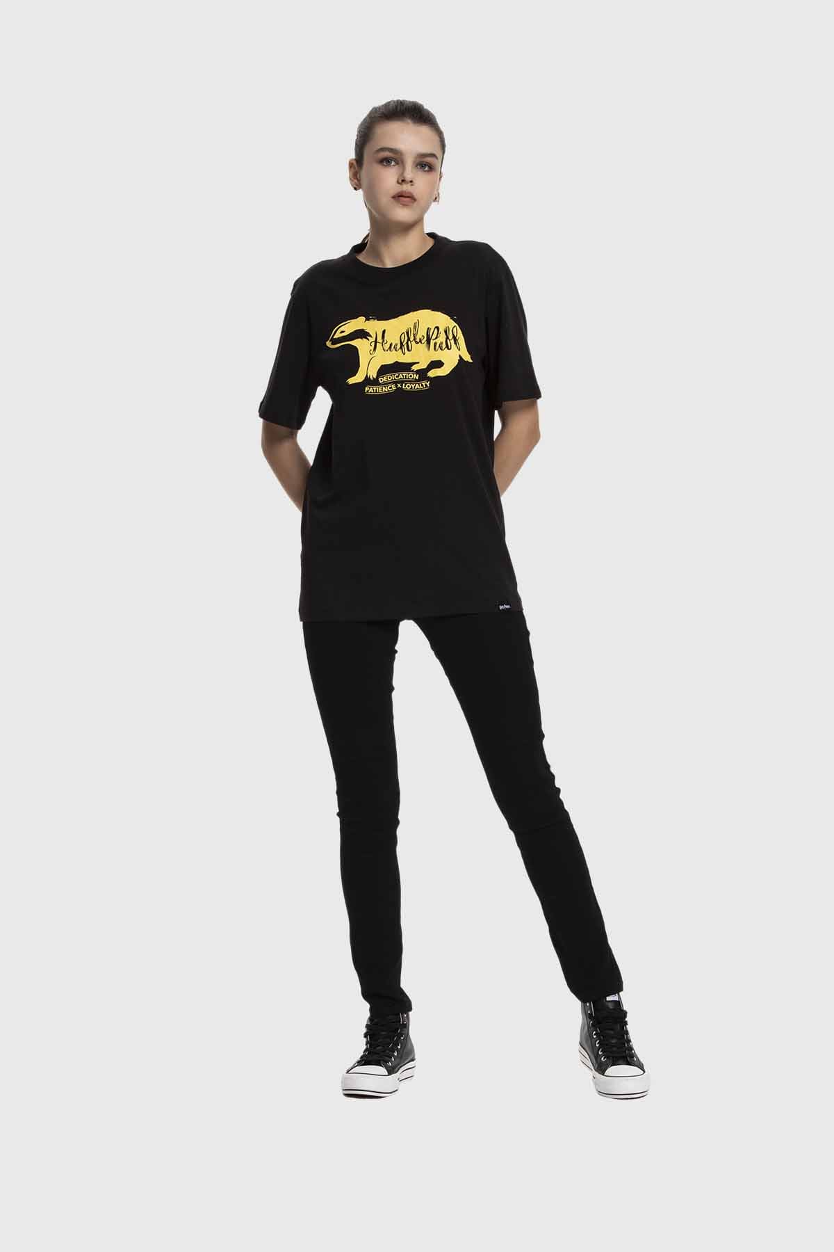 Polera Mujer Oversize Hufflepuff Harry Potter Negro