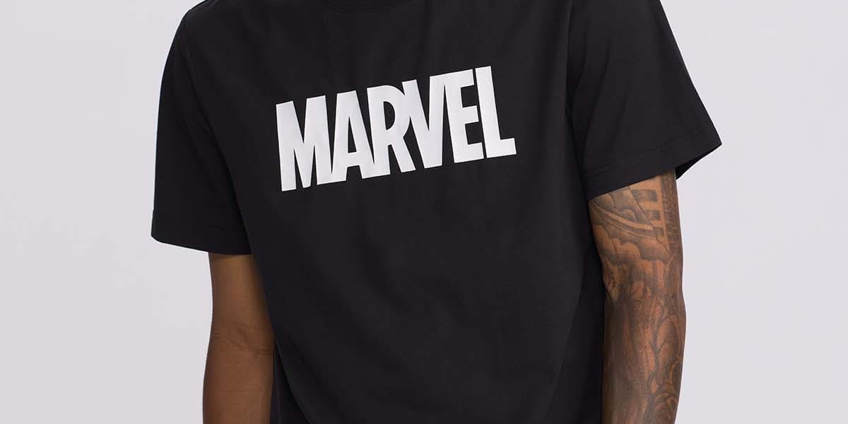Polera Hombre Marvel Negro