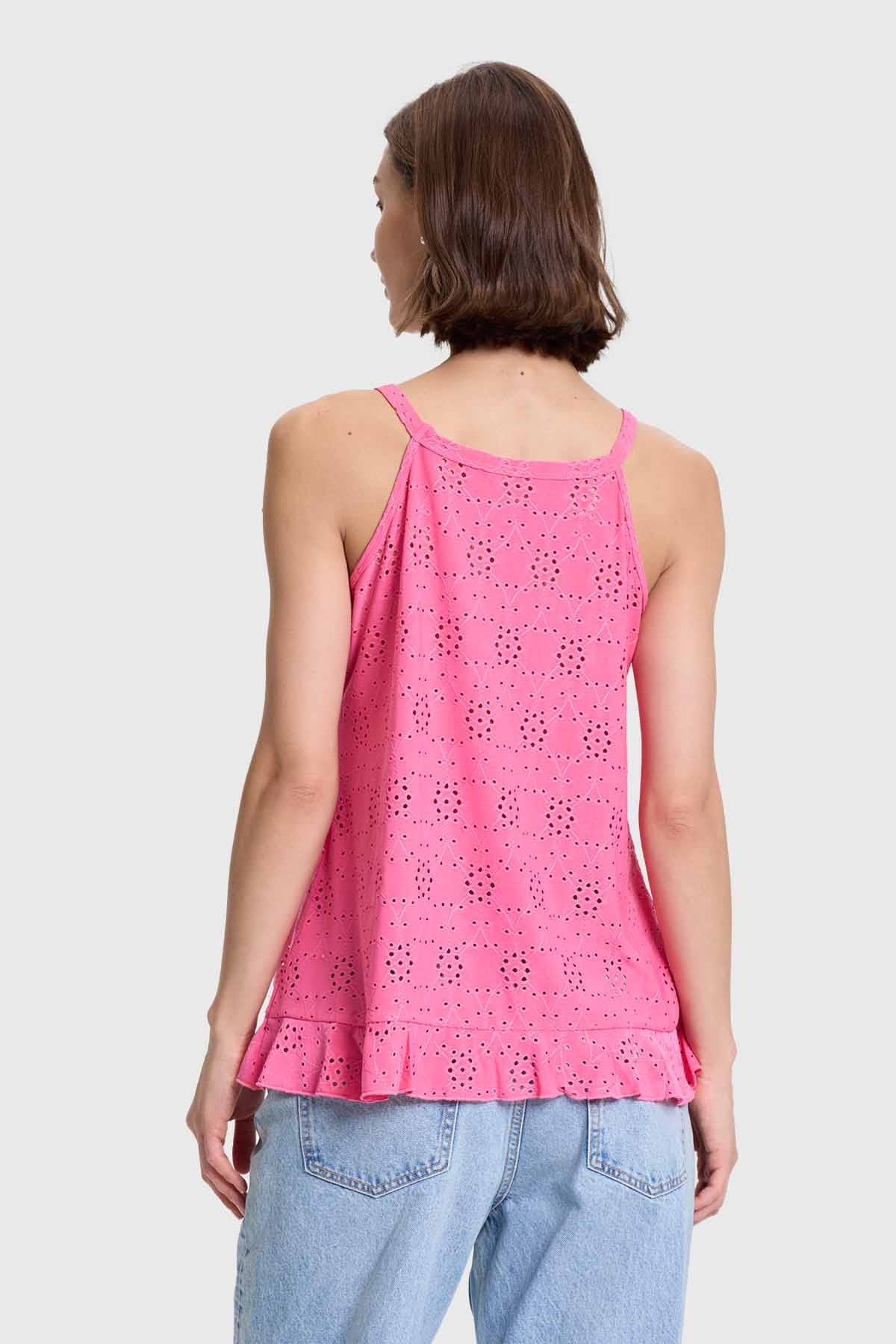 POLERA MUJER HALTER BRODERIE ROSADO