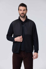 Polar Hombre Con Bolsillo Negro