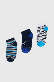 Calcetas deportivas para ninos en colores azul y blanco