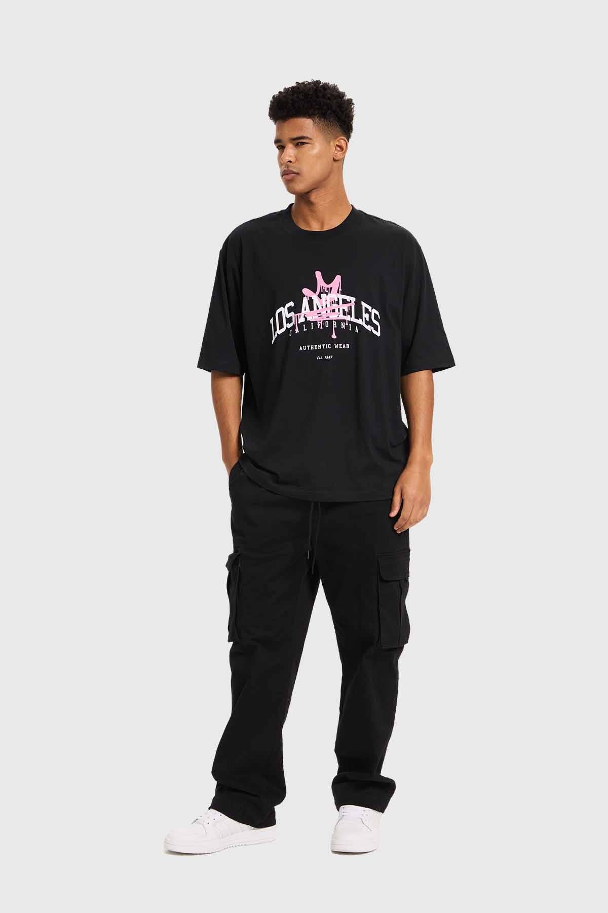 Polera Hombre College Graffiti Negro