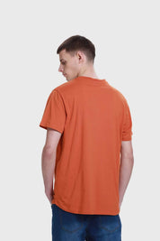 Polera Hombre Long Fit Básica Ocre