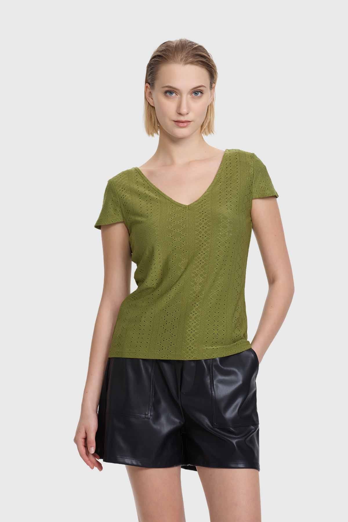 Polera Mujer Espalda Rebajada Verde