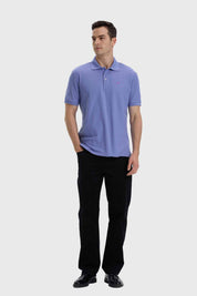 POLERA HOMBRE LISA CON LOGO LAVANDA