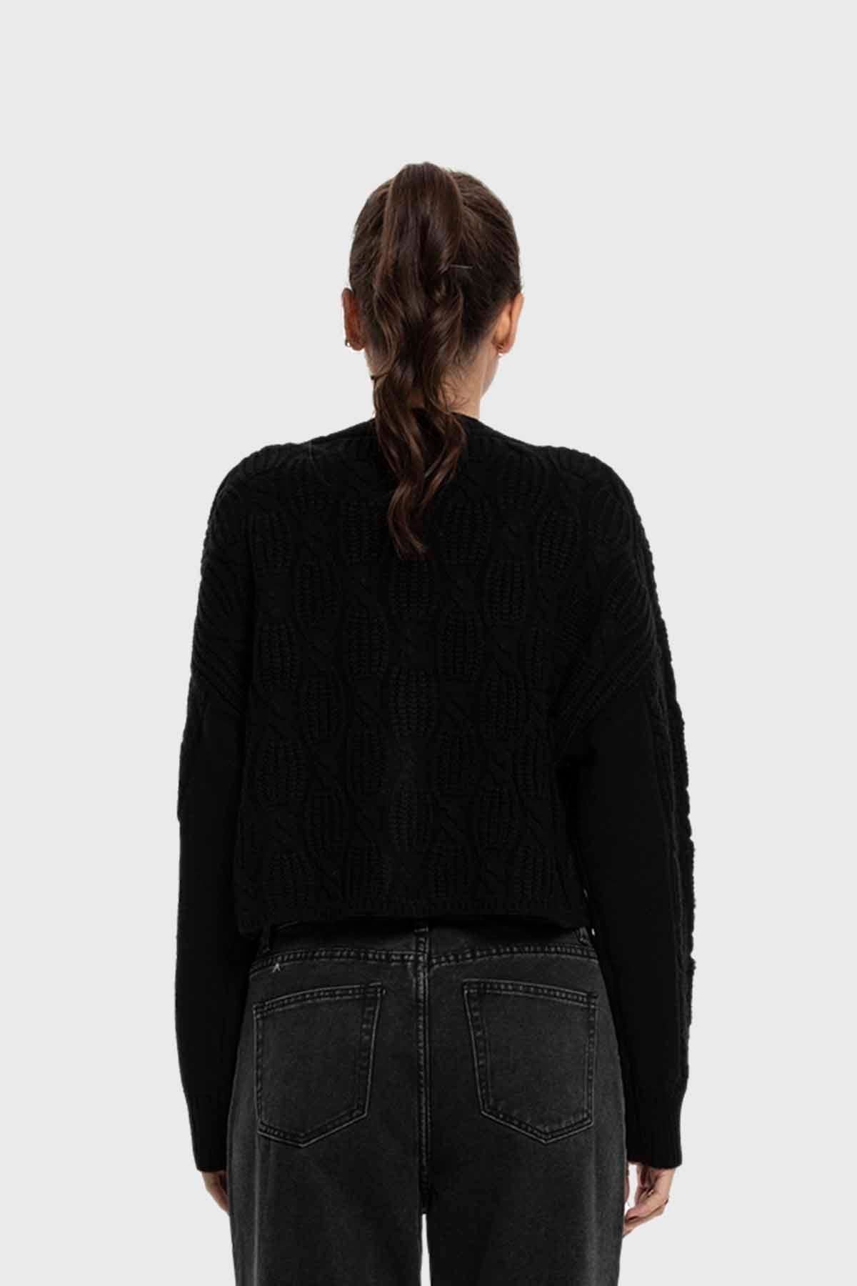 Sweater Mujer Cuello V Abierto Negro