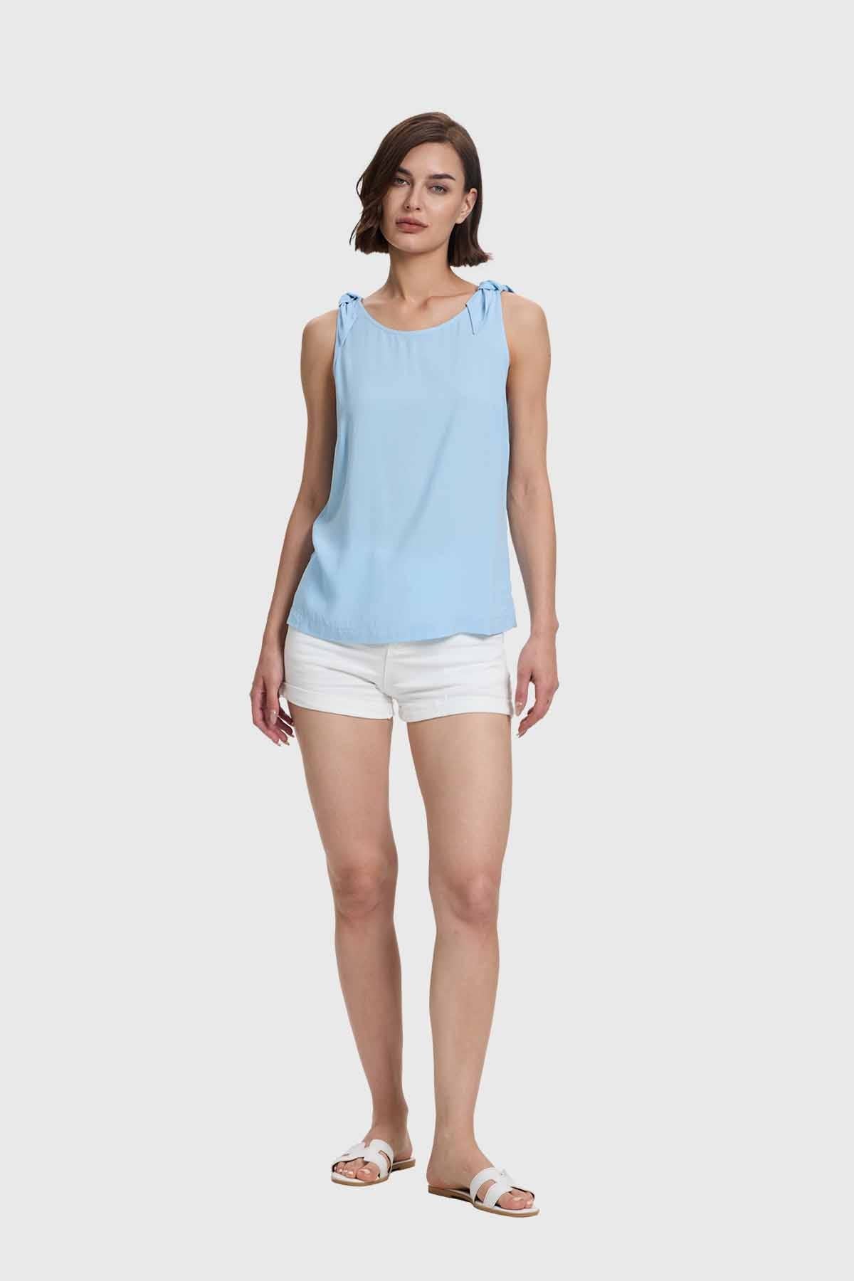 BLUSA MUJER APLICACIÓN NUDO PABILO CELESTE