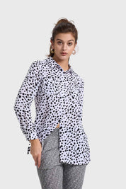 BLUSA MUJER ABOTONADA BLANCO / NEGRO