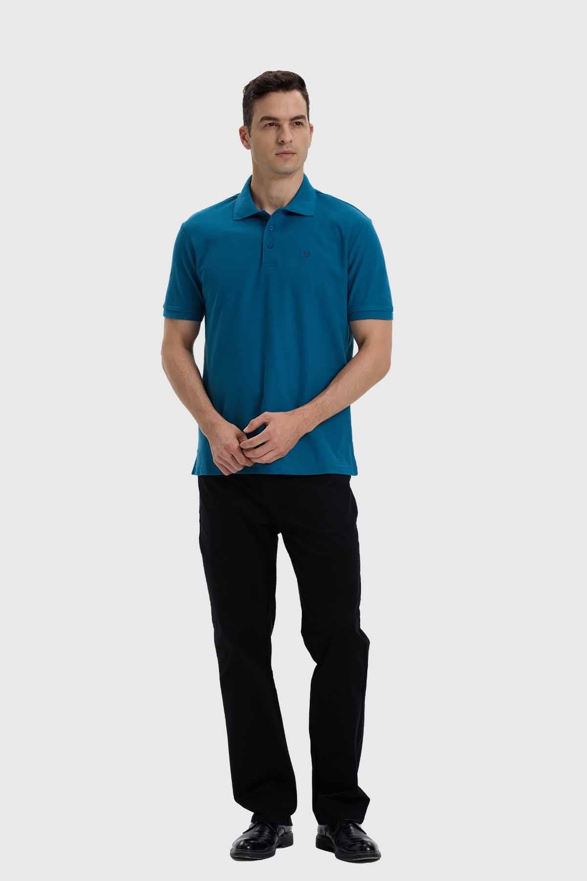 POLERA HOMBRE LISA CON LOGO AZUL PETROLEO
