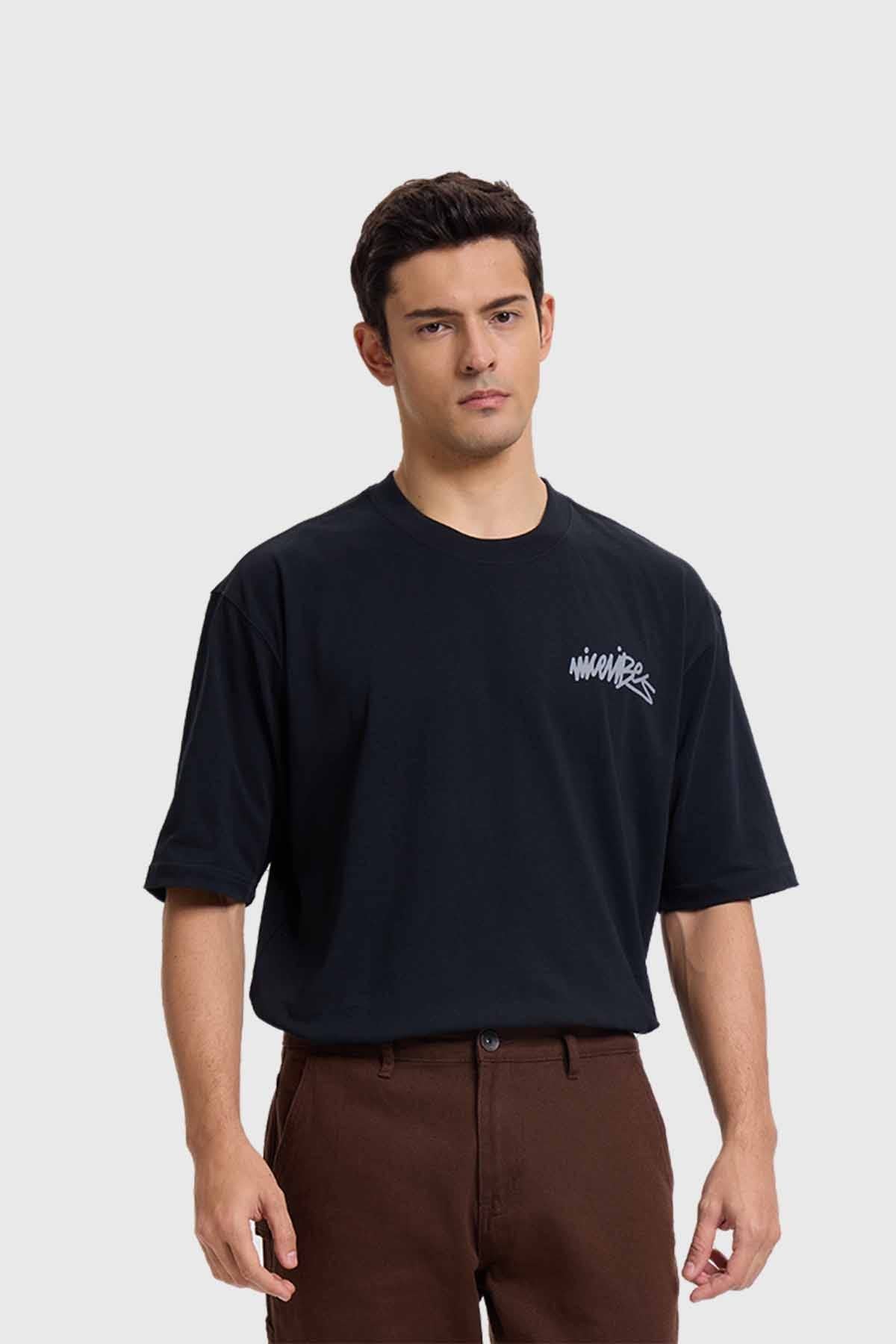 Polera Hombre Print Graffiti Negro
