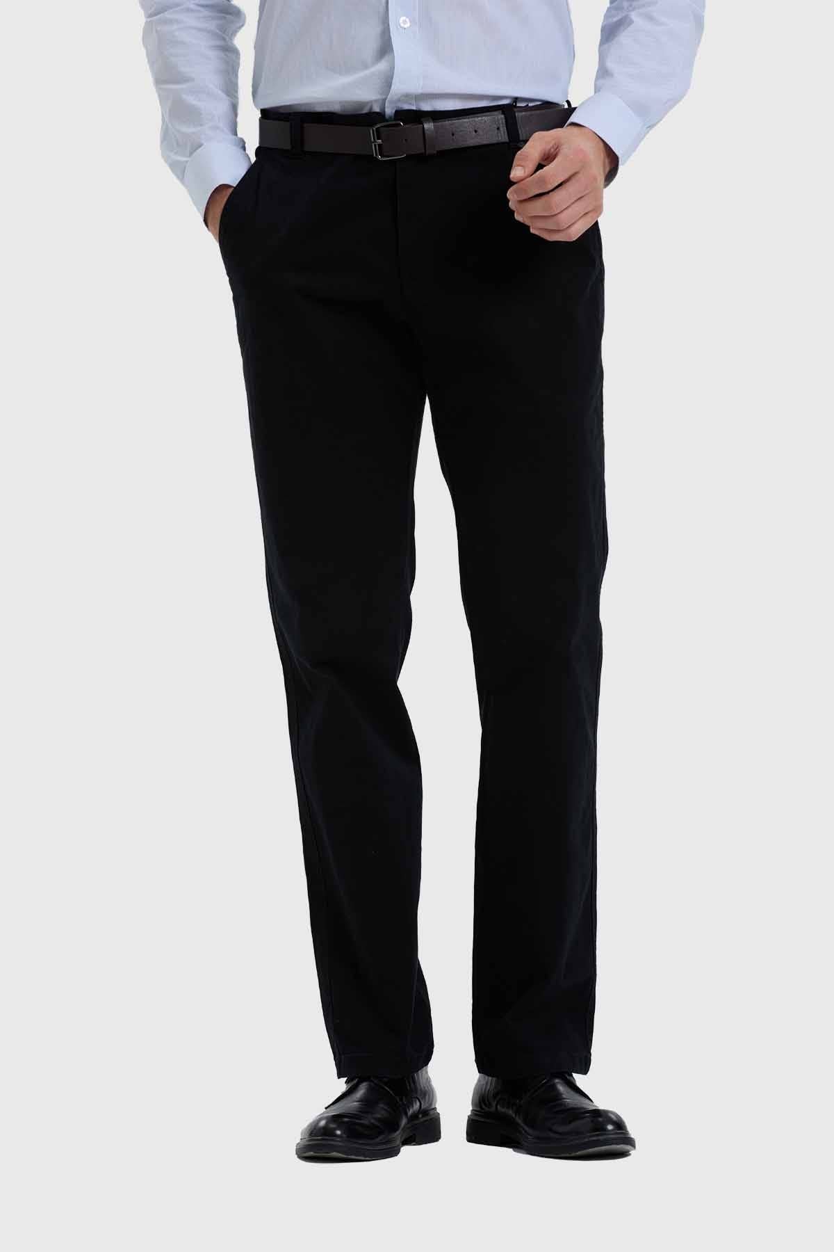 PANTALÓN HOMBRE MODELO CHINO CINTURÓN NEGRO