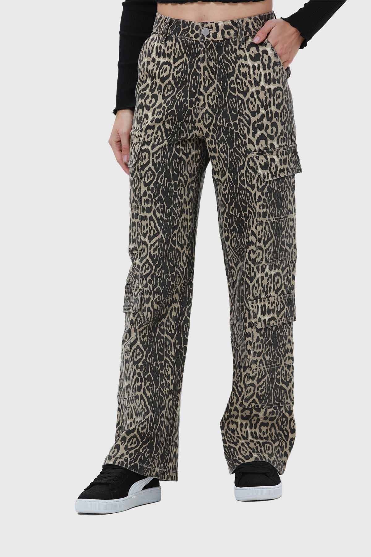 Jeans Mujer Cargo Animal Calce Recto Café