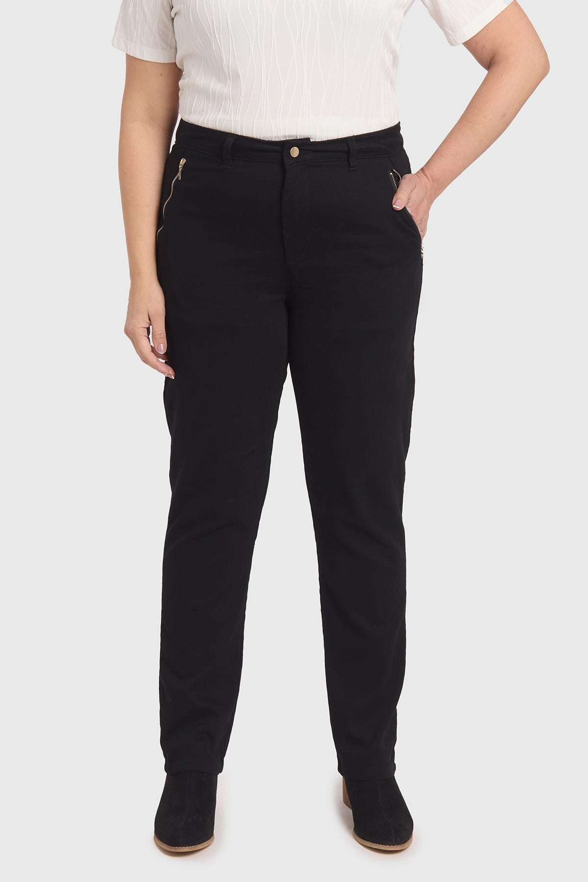 PANTALÓN MUJER CON BOLSILLOS NEGRO