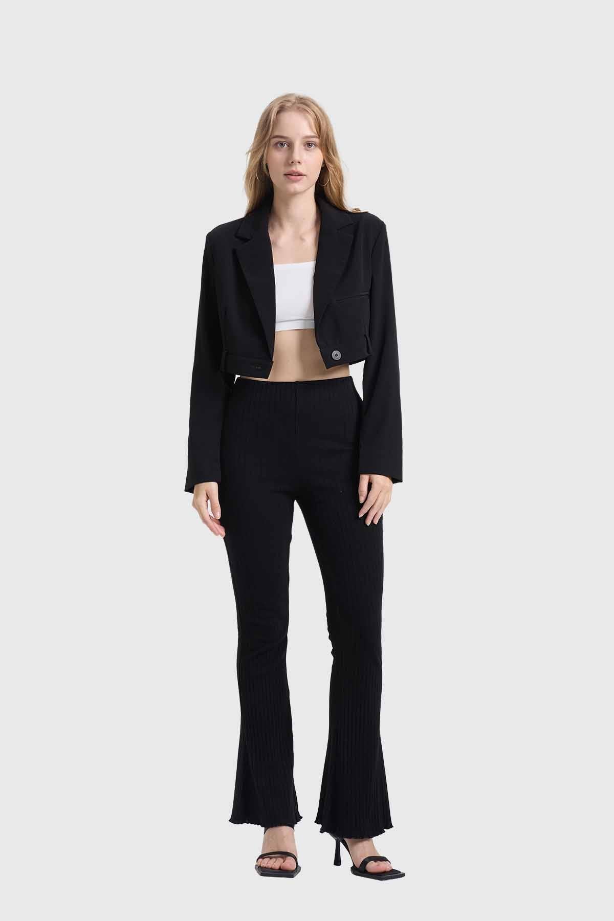 Blazer Mujer Crop Botón Negro