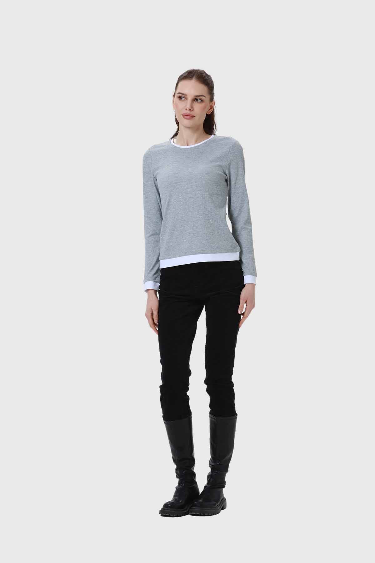 Polera Mujer Aplicación Doble Basta Gris