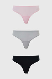 Calzones de mujer en colores variados: rosa, gris y negro.