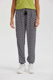 Pantalón Mujer Bombacho Puño Elástico Negro