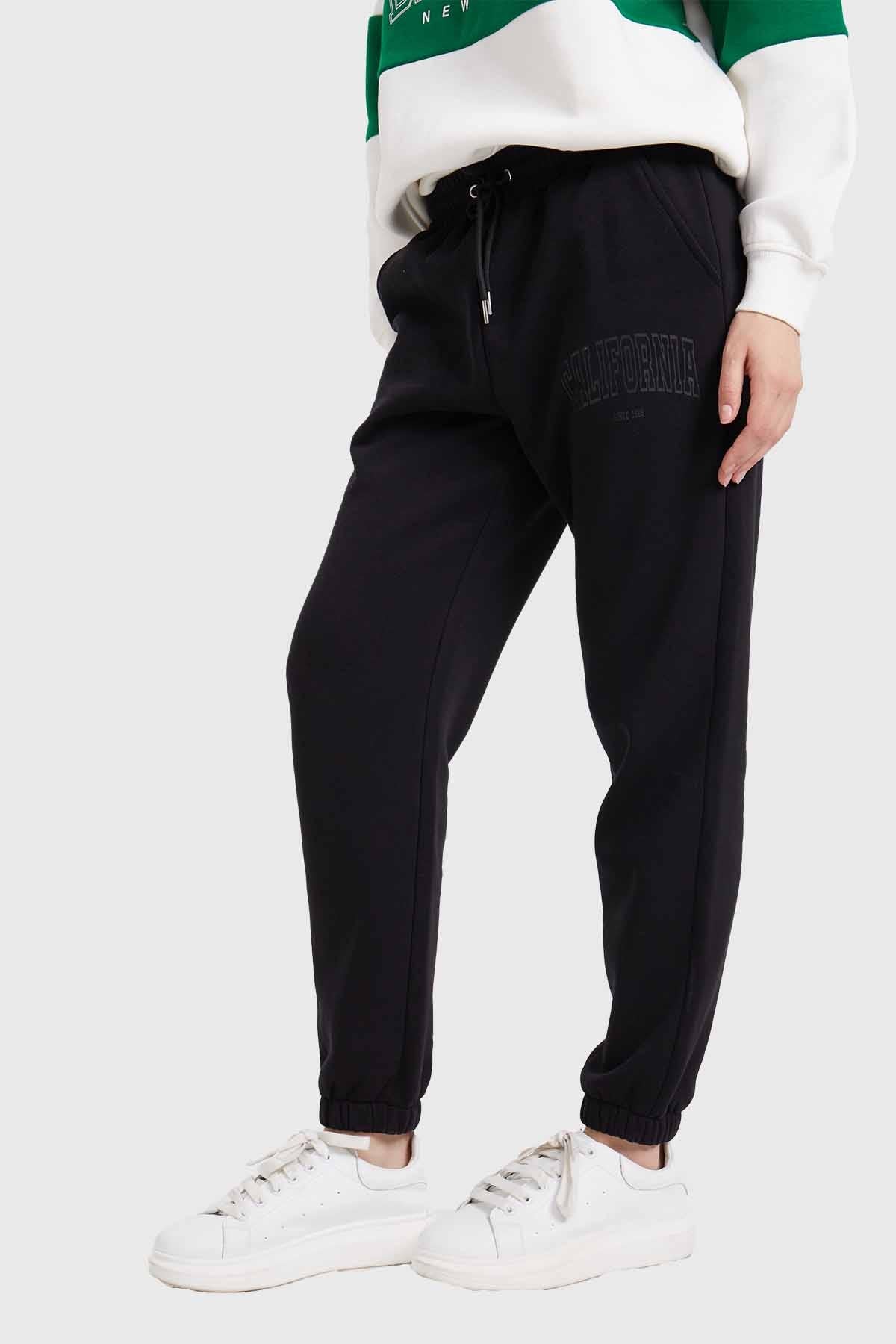 Pantalón Buzo Mujer Jogger Negro