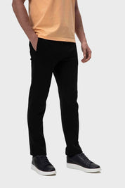 Pantalón Buzo Hombre Calce Recto Negro